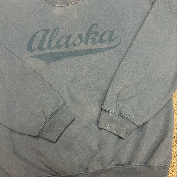 Vintage Alaska sweatshirt mens medium blue crewneck pullover retro thrashed - Picture 3 of 10